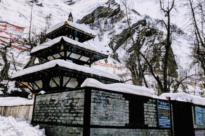 Luxury Meets Spirituality – Explore Nepal with a Muktinath Tour Package
