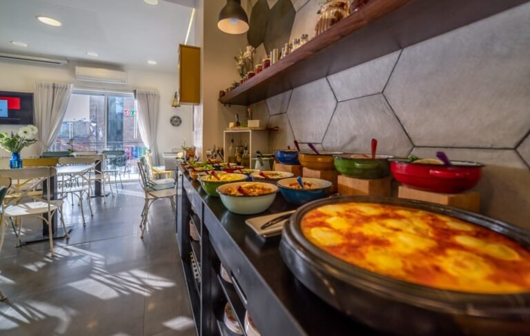 Cultural Experiences You Can Enjoy While Staying in a Hotel in the Old City of Jerusalem