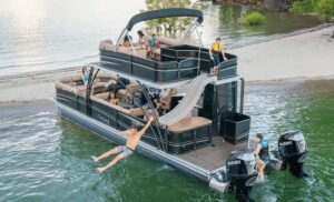 Pontoon Boat Rentals for Safe, Smooth, and Stylish Cruising