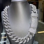 How Moissanite Enhances Men’s Personal Branding