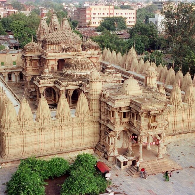 Cab Service in Ahmedabad | Ahmedabad Taxi Service