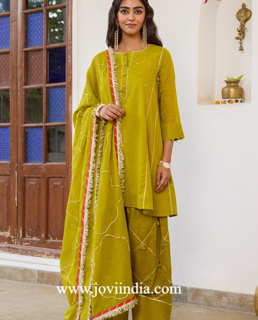 Best Traditional Indian Ethnic Wear For Women by JOVI INDIA