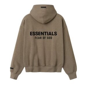 Essentials Streetwear: Build the Perfect Outfit in the UK