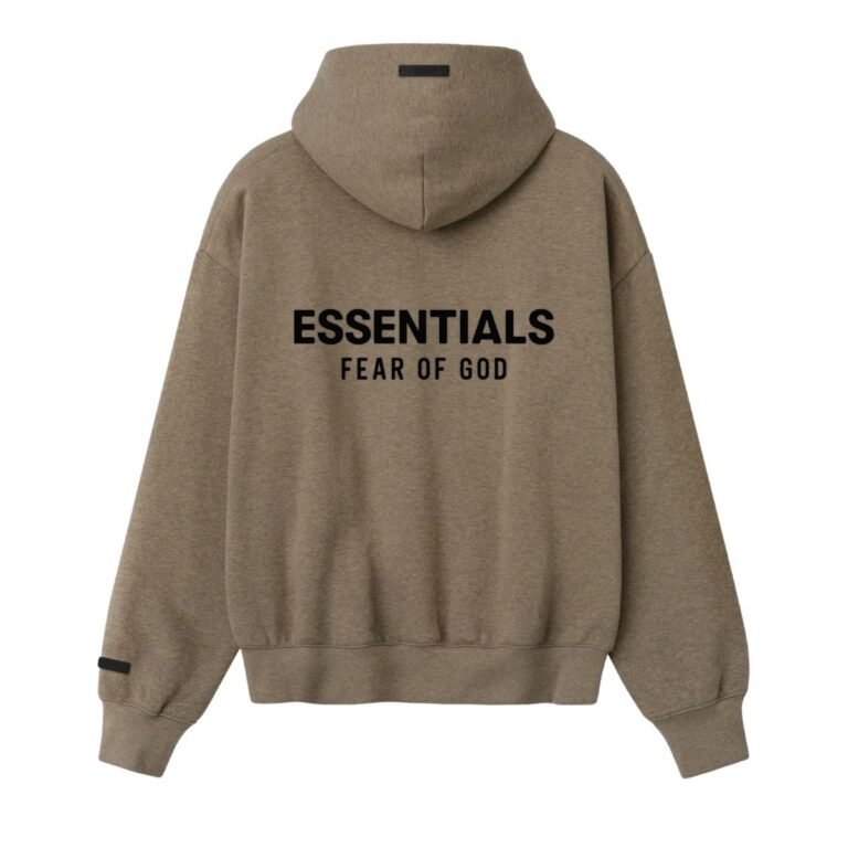 Essentials Streetwear: Build the Perfect Outfit in the UK