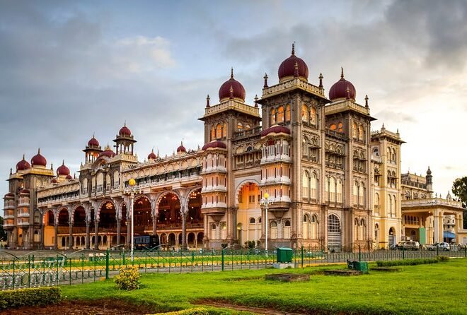 Nashik to Saptashrungi Cab