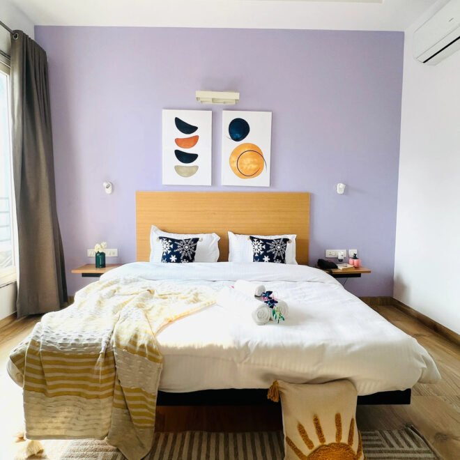 Comfortable & Convenient Service Apartments Near Medanta, Gurgaon