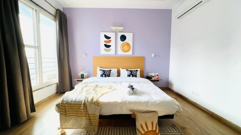 Comfortable & Convenient Service Apartments Near Medanta, Gurgaon