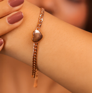 Bracelet for Women – Stylish, Elegant & Trendy Women’s Bracelets Online