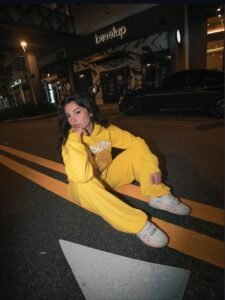 How to Style Raspberry Hills Clothing for an Effortless Streetwear Look