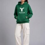 Yuxus Hoodie: Moda Urbana, Comodidad Premium y Estilo Único en España