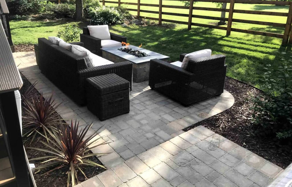 Red Rock Outdoor Living: Premier Retaining Wall Installation Near Me
